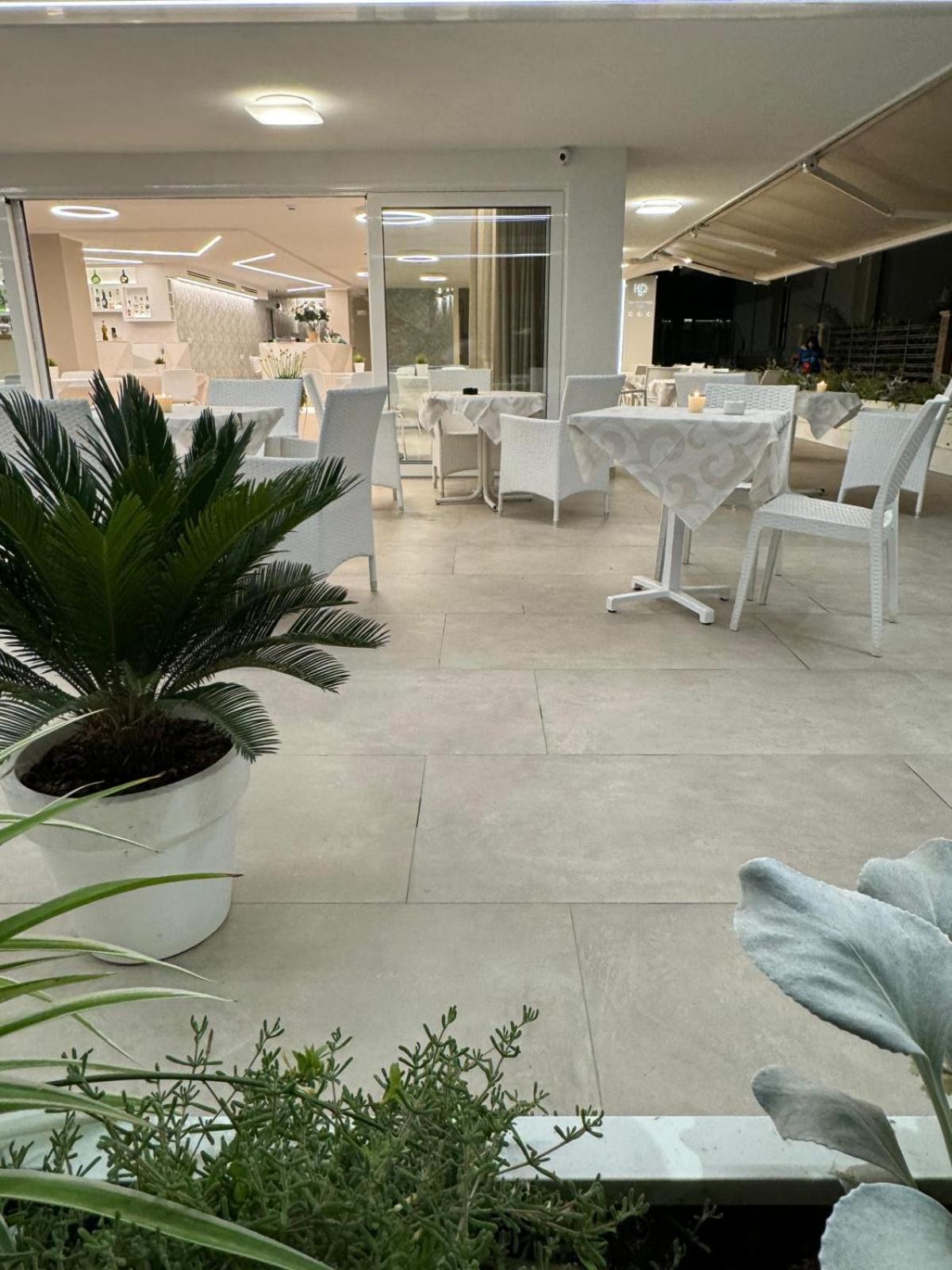 Hotel San Domingo Bellaria-Igea Marina Esterno foto