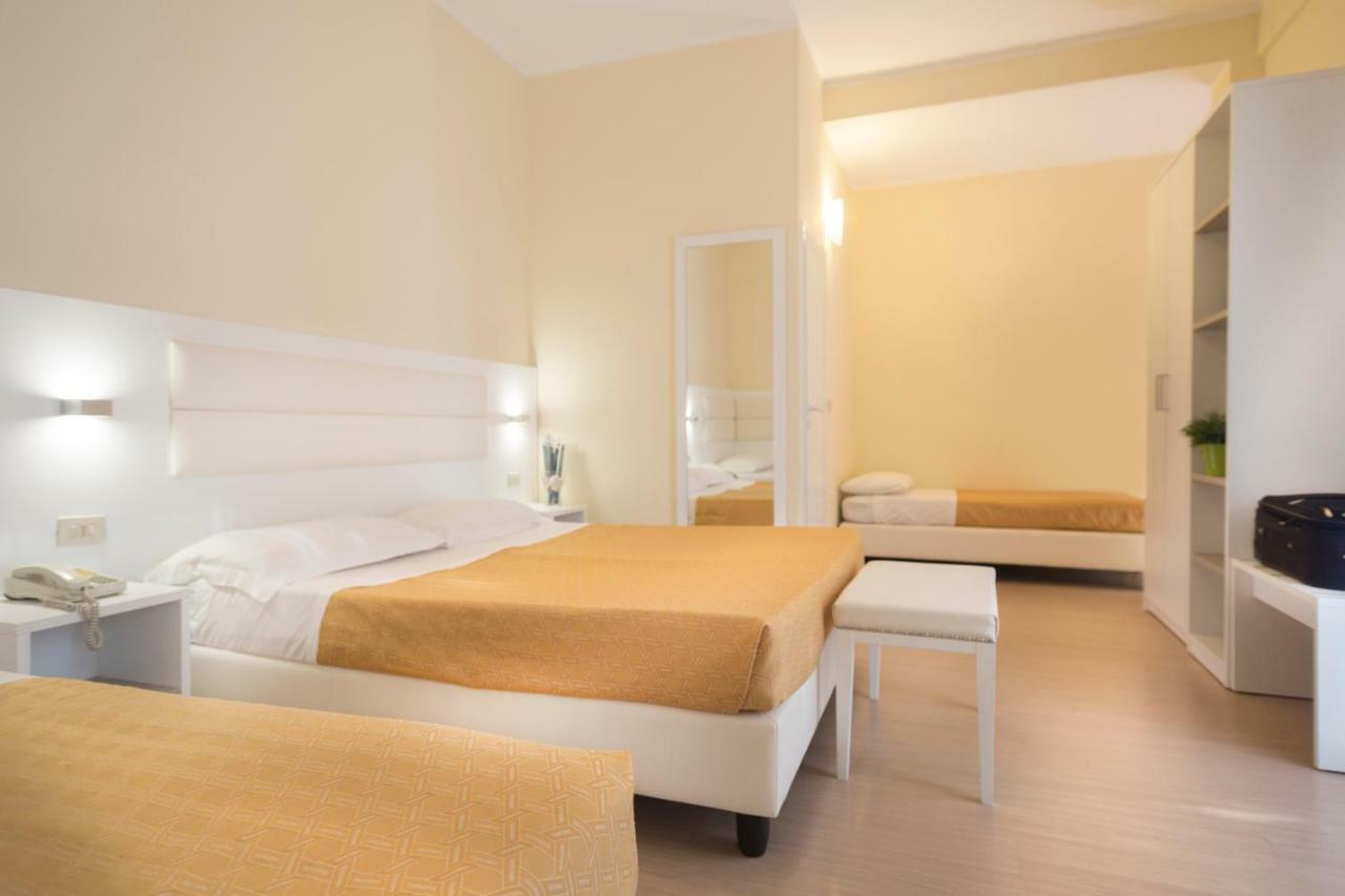 Hotel San Domingo Bellaria-Igea Marina Esterno foto
